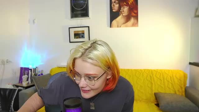 fox_and_dog Chaturbate hardcore cam show · 49 min