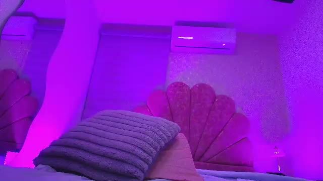 gabriela_leone cam show replay from Chaturbate on 2026-09-24 03:04