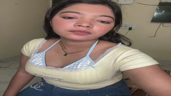 Heena-khan-12 cam video recorded on 2026-10-26 22:28