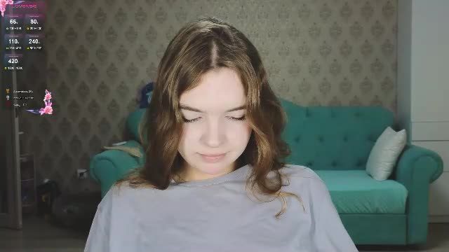 henny_cb: Chaturbate cam broadcast 2026-07-27 07:02