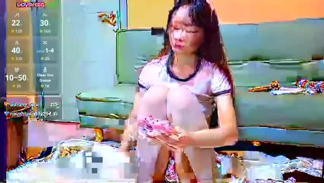 honey_peach66 on Chaturbate — cam show video from 2026-10-24 17:40