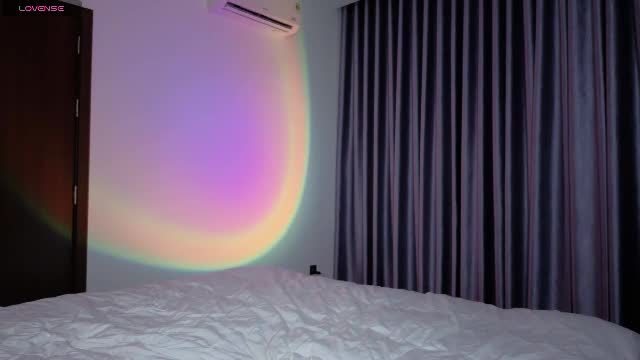 huge_vee's cam show — Chaturbate, 2026-08-12 15:35