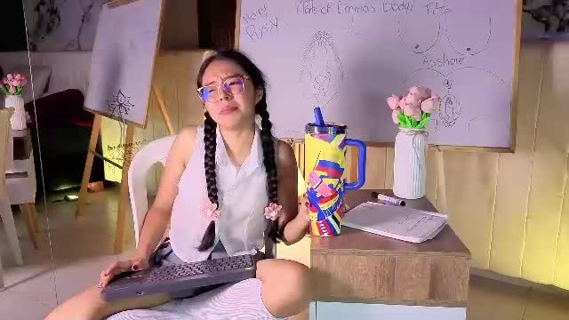 i_m_emma Chaturbate · live show · 2026-09-28 18:08
