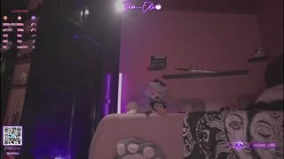 iam_eli webcam broadcast (2025-12-19 04:21, 253 min)