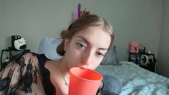 itscocoblaze — Female webcam stream 2026-06-19 19:03