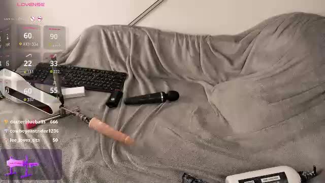 jennyplaudis_ webcam session aired 2026-08-22 19:44 on Chaturbate