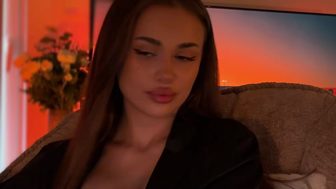 julia_rle cam show video (Chaturbate) 2026-07-29 20:37