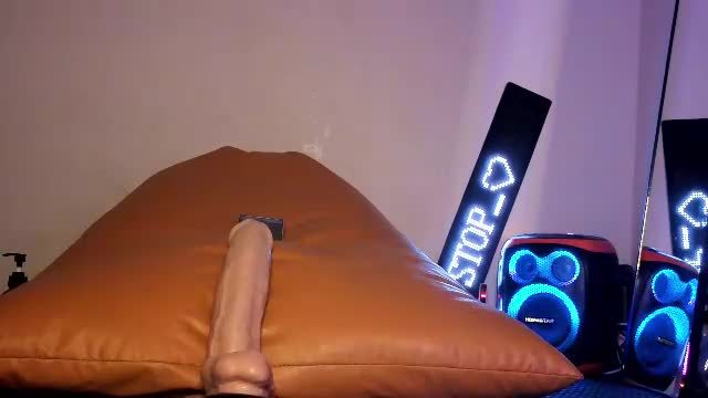 justmexxxyyy — Chaturbate live cam show, 2026-08-27 18:05