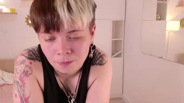kamakur_a Chaturbate webcam show replay (2026-09-19 20:43)