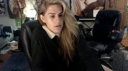 katiecutie_5 cam session streamed on Chaturbate 2026-07-08 08:17