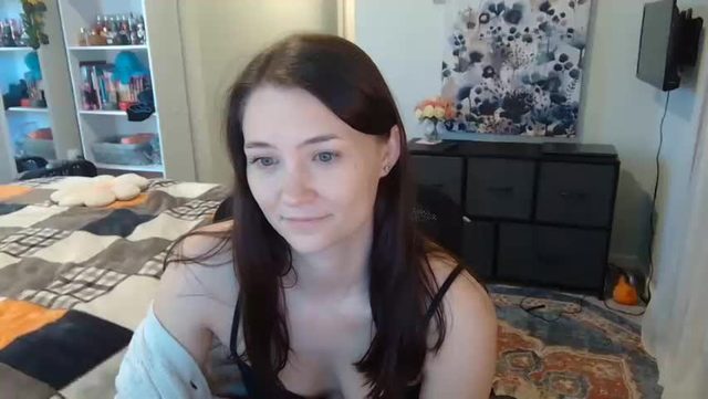 katynowhere · porn show 40 min on Chaturbate