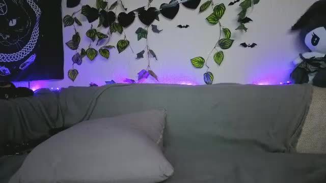 kawai_kittypussy cam show (2026-06-22 11:02) — Chaturbate
