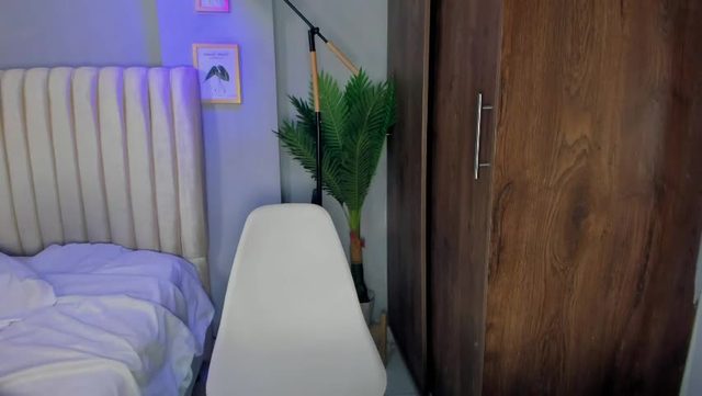 khate_smith — 39 min live cam session on Chaturbate