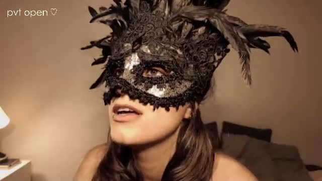 kiara_may's live recording on Chaturbate, 2026-09-02 03:14