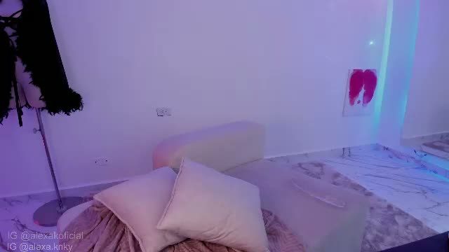 _kinkyalexa_ — Chaturbate fuck show (2026-09-12 16:25)