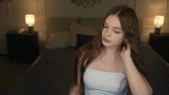 kira0541 livestream recording streamed on Chaturbate 2026-09-18 21:48