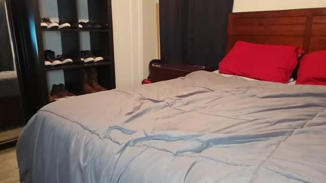kittys_n_tittys / online cam show / Chaturbate / 2026-09-05 12:17