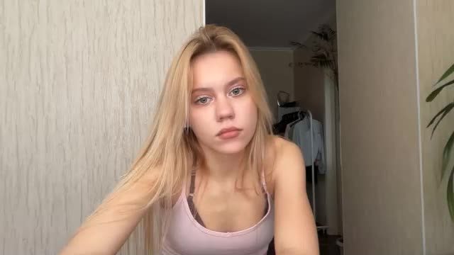webcam show replay — kristifelicien live on Chaturbate