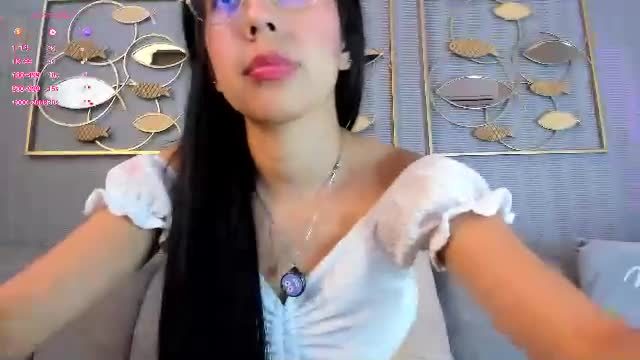 cam show replay — lara_jeean on Chaturbate, 2026-08-14 01:32