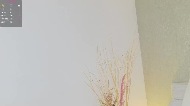 laralane_ Chaturbate cam stream · Female