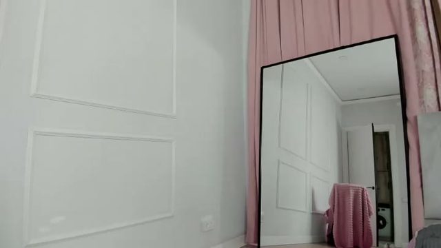 laylasweetheart webcam show