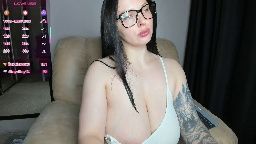 lecherous_wife — 21 min live cam video 2026-07-15 21:26