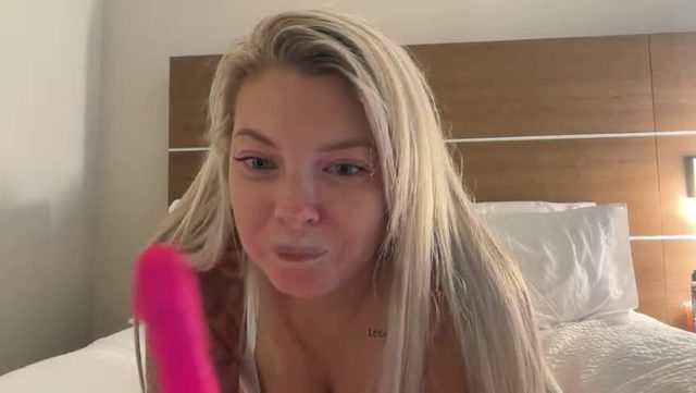 lexiblazing Chaturbate · webcam show replay · 2026-08-01 01:56