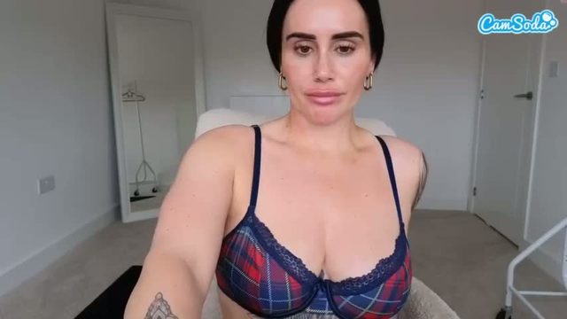 libbyloveheart — cam session on Camsoda