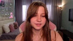 lilymoore69: Female webcam broadcast on Chaturbate