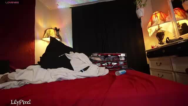 lilypixel | live webcam show 2026-10-12 03:52 | Female