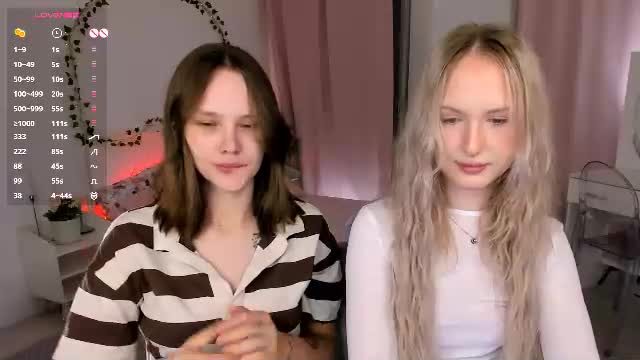 lisaluve: live webcam show, Chaturbate, 2026-08-13 20:56