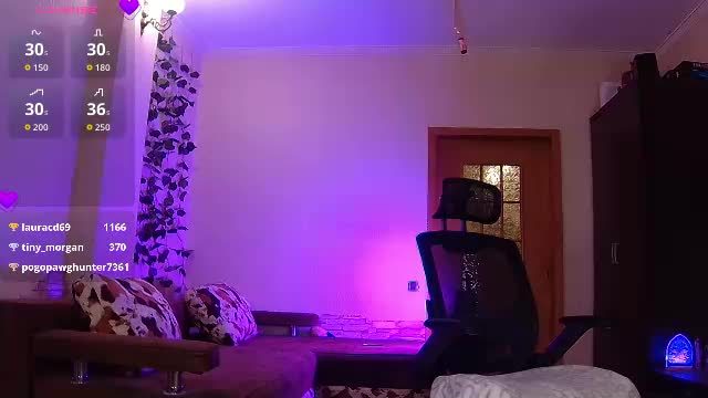 little_witch_sofia — Chaturbate webcam session, 2026-06-28 23:49