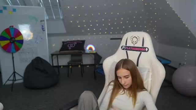 livehub054: webcam stream recorded 2026-09-30 16:51