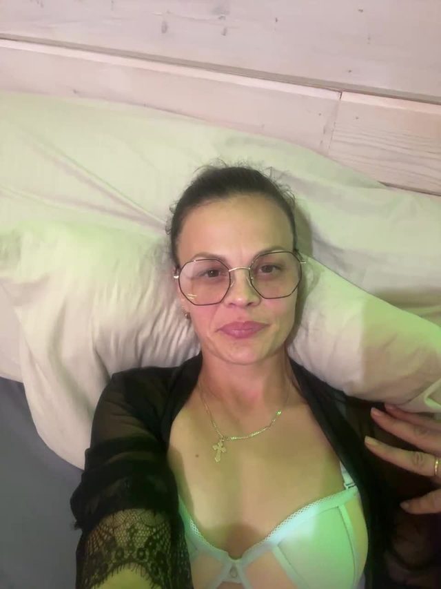 lolo1337 live webcam show Bongacams 2026-10-06 21:04