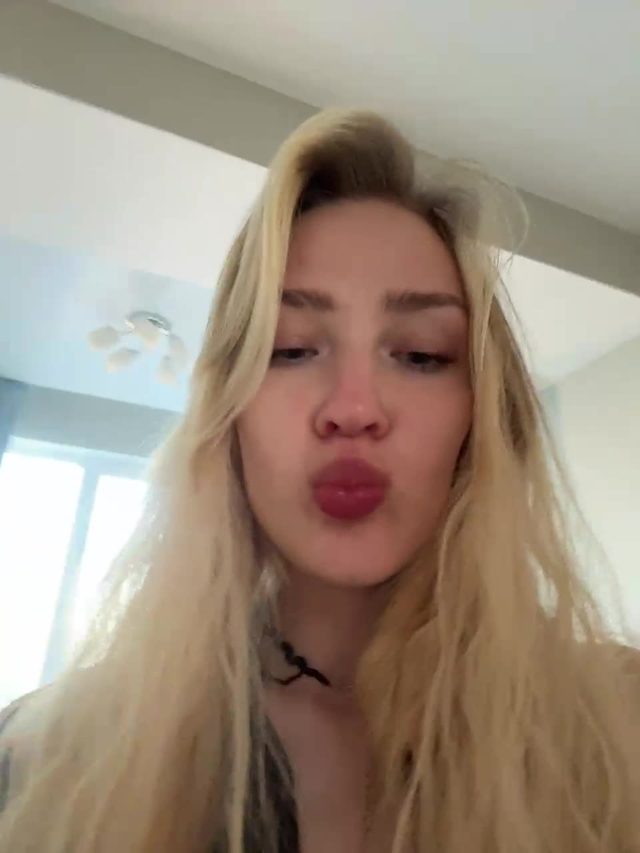 looonacom live webcam show 2026-08-23 06:12 Bongacams