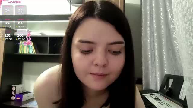loudeguise Female streamed cam show 2026-06-19 17:50