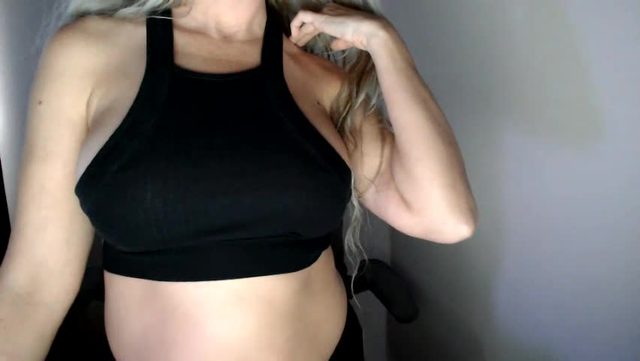 love_on_ — cam session 2026-09-14 00:45 · Female