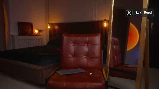 lowkeyinlove: Female live webcam show on Chaturbate
