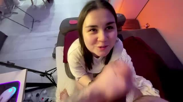lucymuur — 38 min webcam recording · Couple