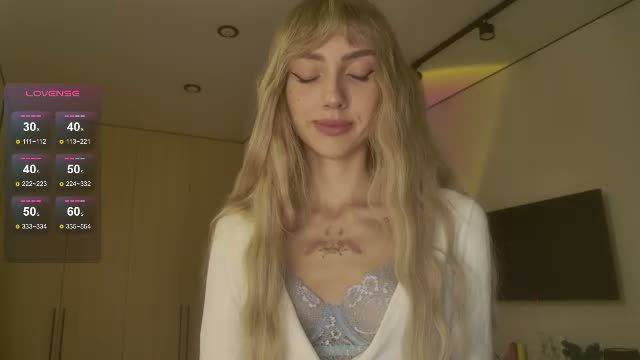 lunainnk — webcam show replay on Chaturbate, 2026-06-23 23:49