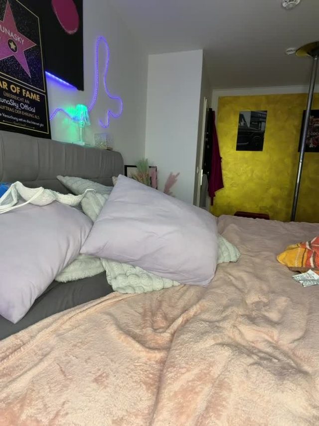 LunaSky_Official Stripchat full cam show — 24 min