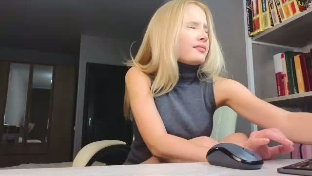 marietta__castro's webcam show on Chaturbate, 2026-06-27 18:31