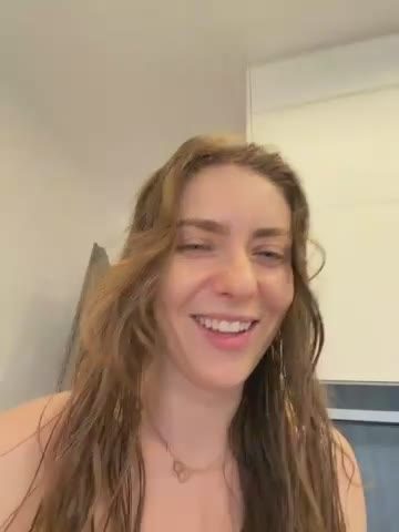 MariiD · full cam show · 39 min · 2026-10-08 10:12