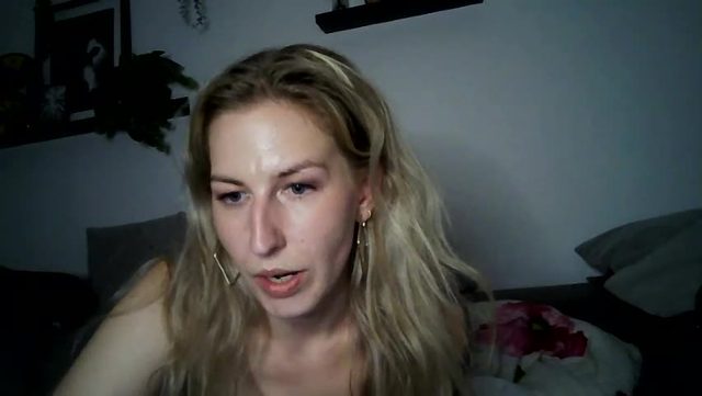 Chaturbate may4jay: cam show 2026-08-27 22:22