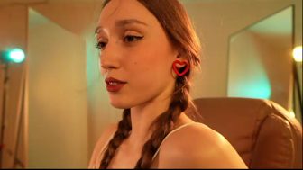_meganmeow_ | cam broadcast 2024-06-17 01:10 | Female