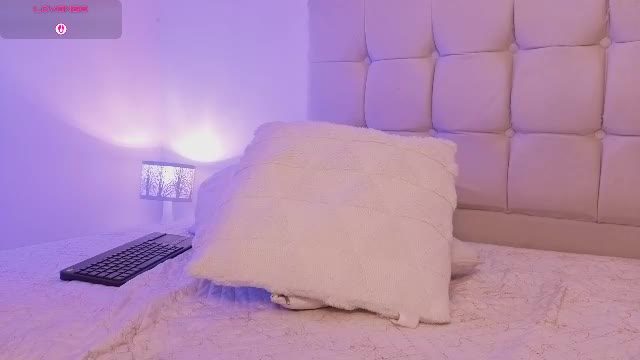 cam rip — mia_2406 (Chaturbate, 2026-10-14 06:25)