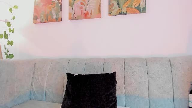 miaebony__: Chaturbate cam stream 2026-10-14 03:04
