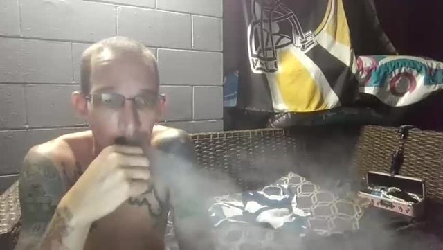 mikenquinn: Couple cam show video on Chaturbate