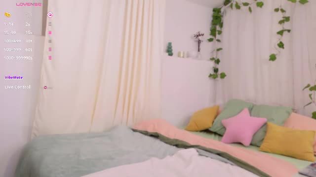 milafluffie Female live cam video on Chaturbate 2026-09-29 17:19