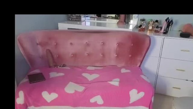 milfmommy100 Chaturbate · live webcam show · 2026-09-24 05:32